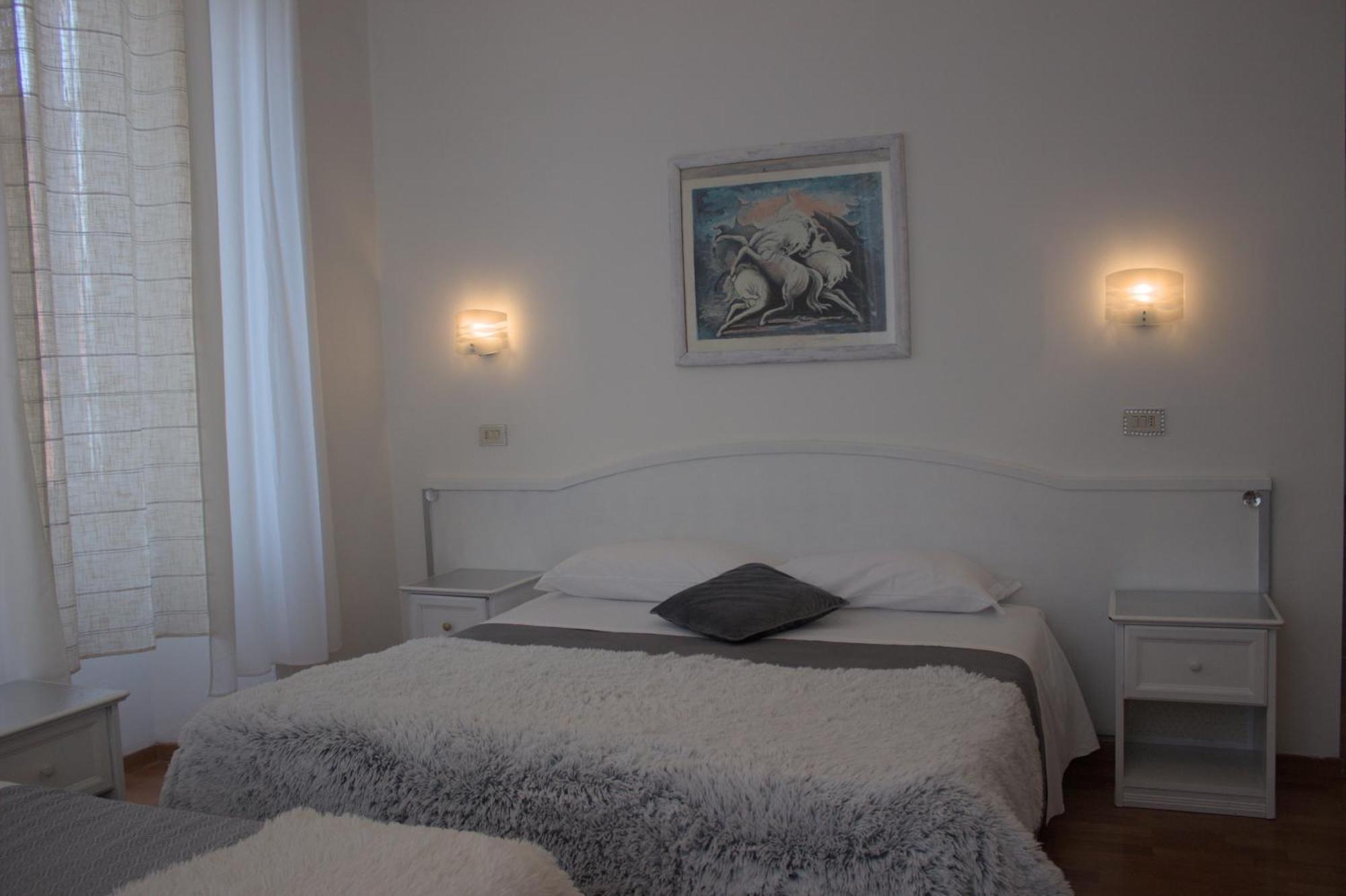 Soggiorno Madrid Firenze Bagian luar foto
