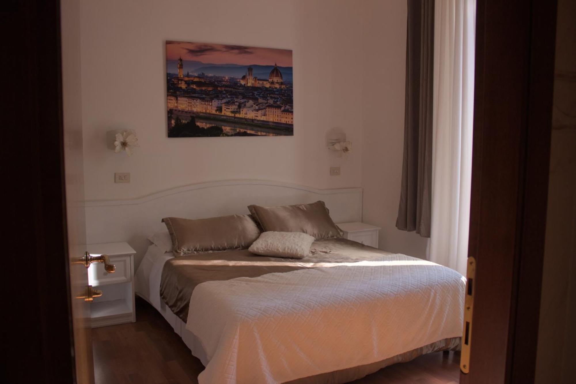 Soggiorno Madrid Firenze Bagian luar foto